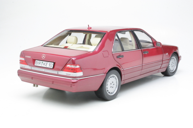 Mercedes S500 1997, red