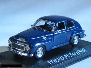 Volvo PV544 1965, sininen