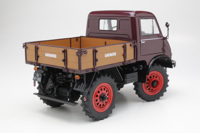 MB Unimog 401, tummanpunainen