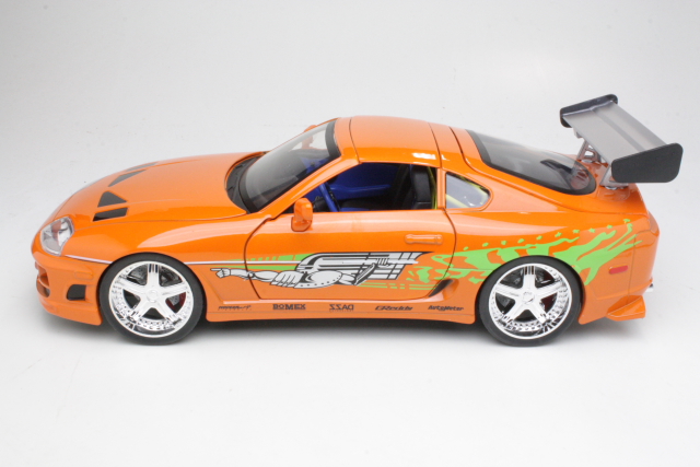 Toyota Supra Mk4 (A80) 1995, oranssi "Fast and Furious" - Sulje napsauttamalla kuva