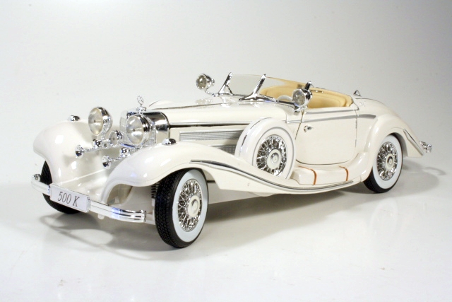 Mercedes 500K 1936, valkoinen