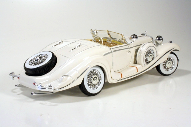 Mercedes 500K 1936, valkoinen