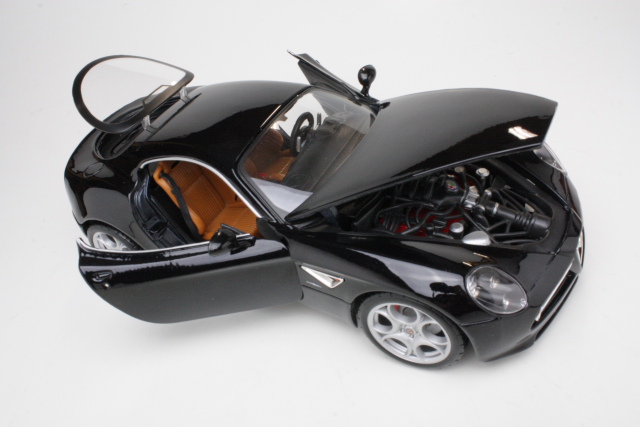 Alfa Romeo 8C Competizione 2006, black