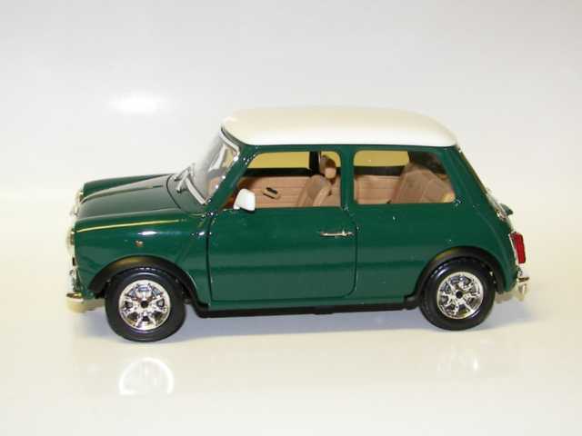 Mini Cooper 1969, green