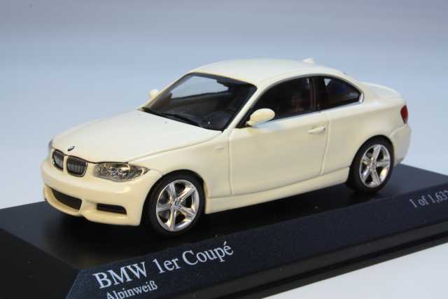 BMW 1-series (e88) Coupe, valkoinen