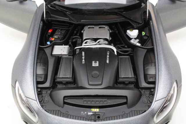 Mercedes AMG GT S 2015, mattaharmaa