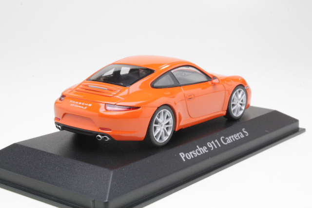 Porsche 911S 2012, oranssi - Sulje napsauttamalla kuva