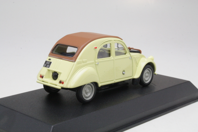 Citroen 2CV 4x4 Sahara 1961, keltainen