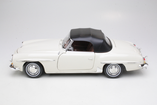 Mercedes 190SL (w121) 1957, kermanvalkoinen