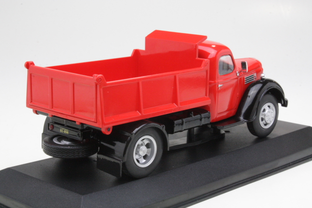 International Harvester KB7 1948, red/black