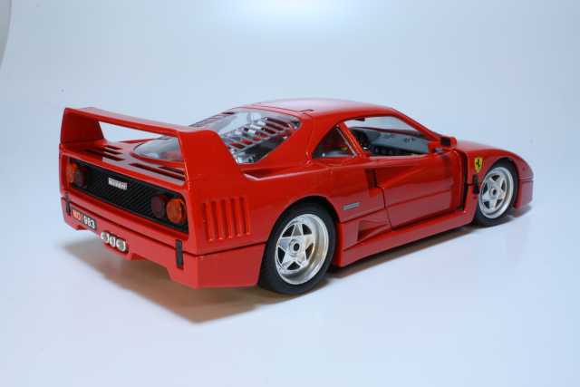 Ferrari F40, punainen