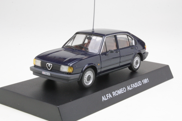Alfa Romeo Alfasud 1981, dark blue "Carabinieri"