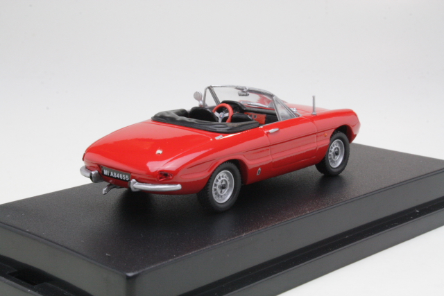 Alfa Romeo Spider Duetto 1600 1966, punainen - Sulje napsauttamalla kuva