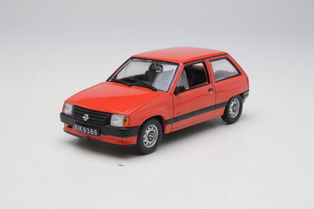 Opel Corsa 1.2S 1982, punainen - Sulje napsauttamalla kuva