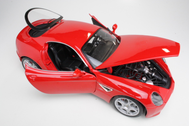 Alfa Romeo 8C Competizione 2006, punainen