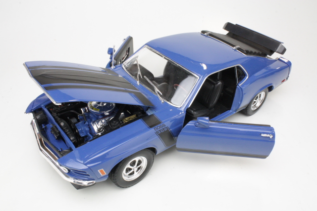Ford Mustang Boss 1970, dark blue