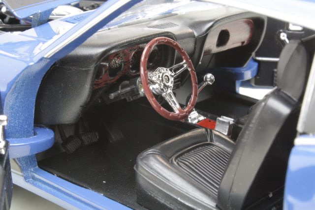 Ford Mustang Boss 1970, dark blue