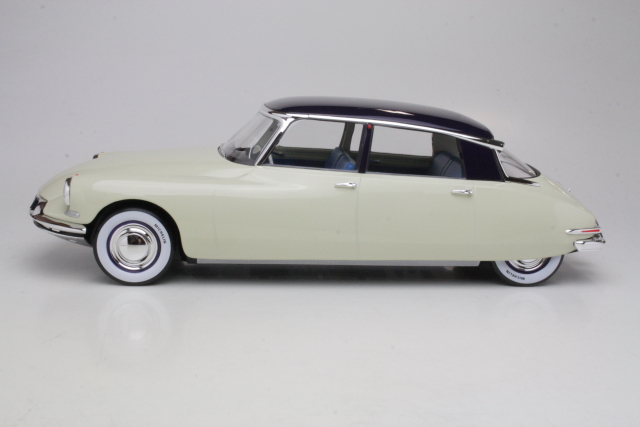 Citroen DS19 Salon De Paris 1955, beige