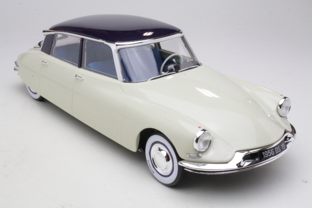 Citroen DS19 Salon De Paris 1955, beige