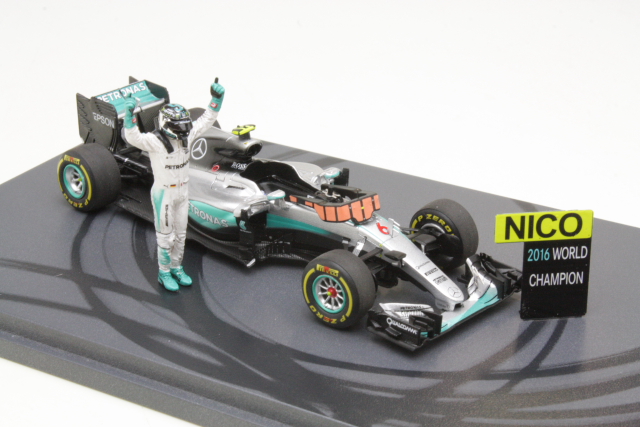 Mercedes AMG W07 Hybrid, 2nd. AbuDhabi 2016, N.Rosberg, no.6 - Sulje napsauttamalla kuva