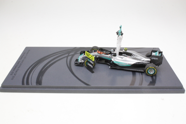 Mercedes AMG W07 Hybrid, 2nd. AbuDhabi 2016, N.Rosberg, no.6