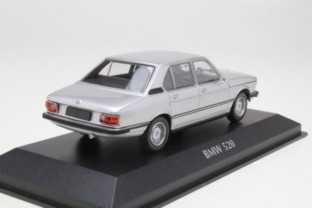 BMW 520 (e12) 1972, hopea