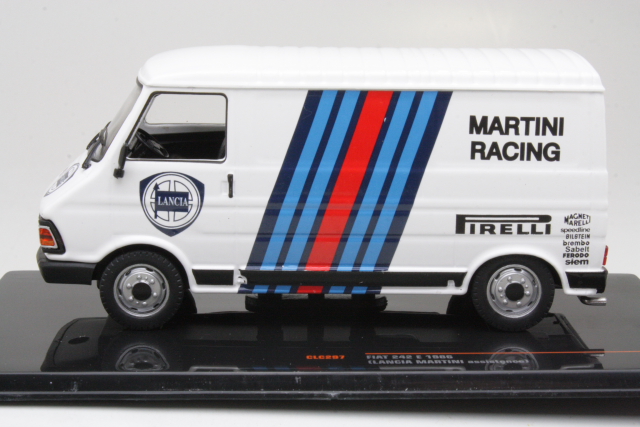 Fiat 242E 1986 "Lancia Martini" - Sulje napsauttamalla kuva