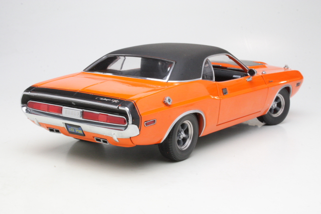 Dodge Challenger 1970, orange "2 Fast 2 Furious"