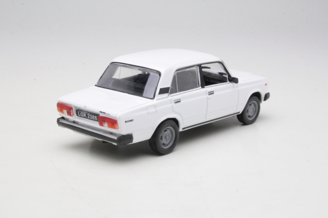 Lada 2105 1981, white