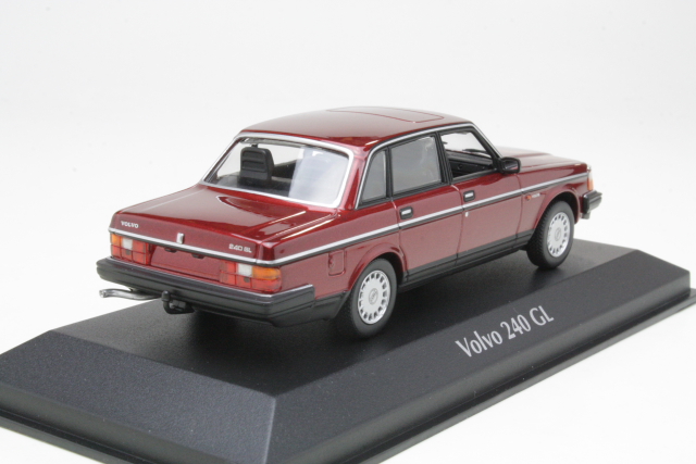 Volvo 240GL 1986, dark red