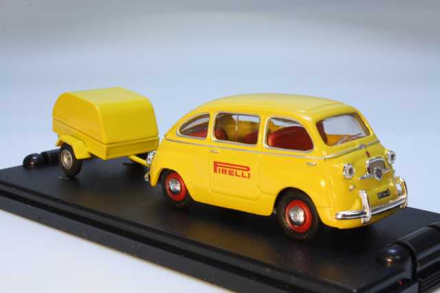Fiat 600 Multipla ja perävaunu "Pirelli"