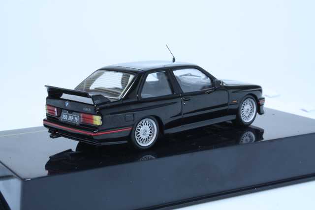 BMW M3 (e30) Sport Evolution, musta