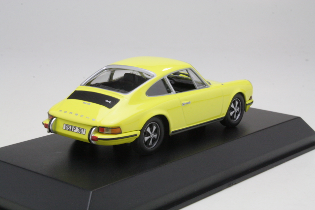 Porsche 911S 2.4 1973, keltainen - Sulje napsauttamalla kuva