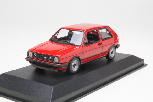 VW Golf 2 GTi 1985, punainen - Sulje napsauttamalla kuva