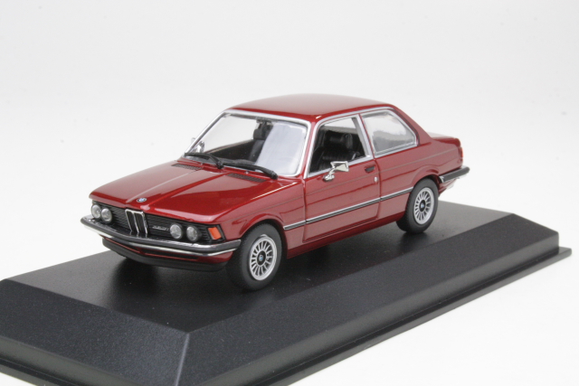 BMW 323i (e21) 1977, tummanpunainen