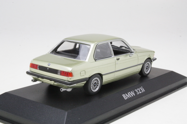 BMW 323i (e21) 1977, vihreä