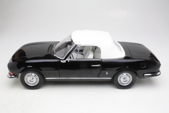 Peugeot 504 Cabriolet 1971, musta