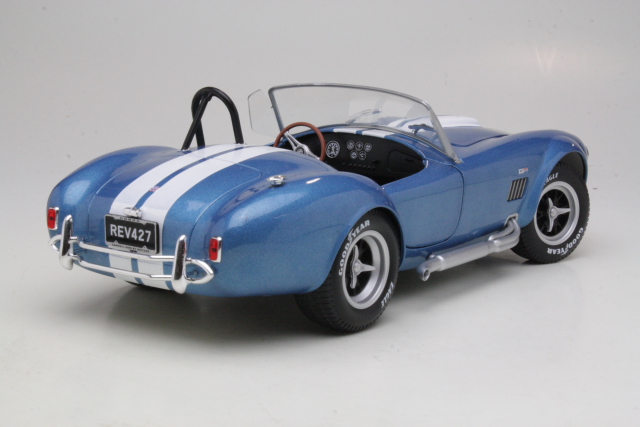 AC Cobra 427 Mk.II 1964, sininen - Sulje napsauttamalla kuva