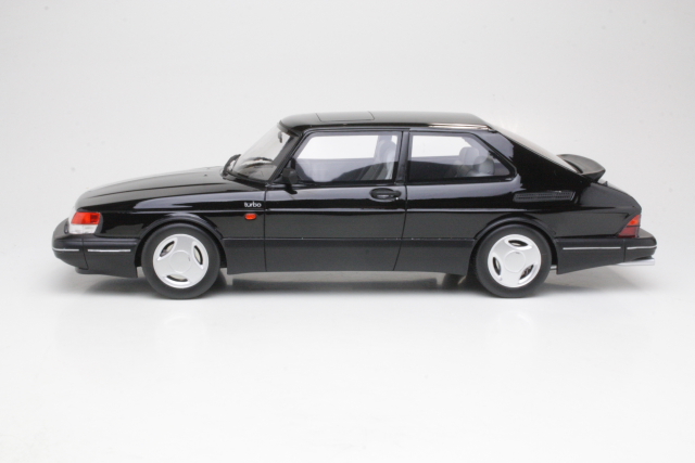 Saab 900 Turbo 1989, black