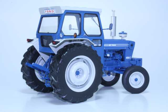 Ford 7600, sininen 1:16 - Sulje napsauttamalla kuva