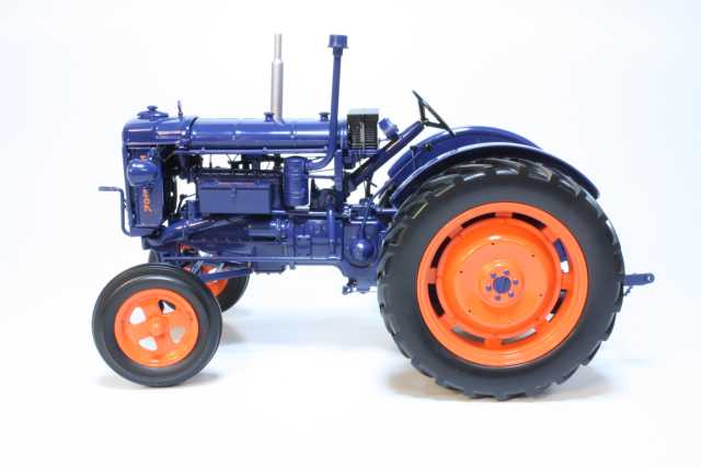 Fordson E27N 1948, dark red 1:16