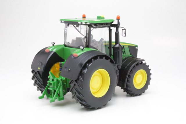 John Deere 7230R, green - Click Image to Close