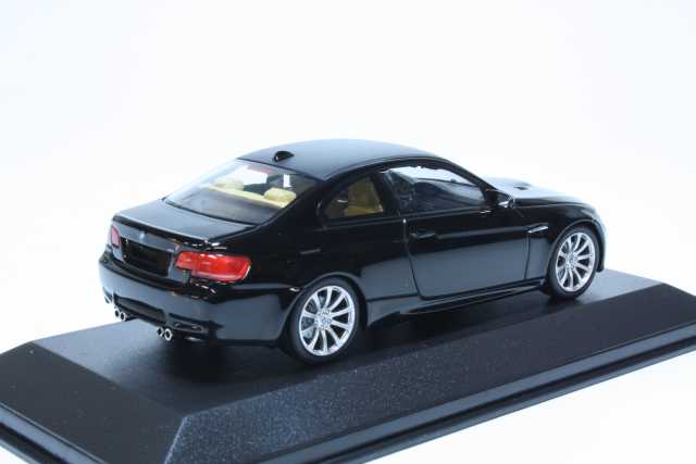 BMW M3 Coupe 2008, musta