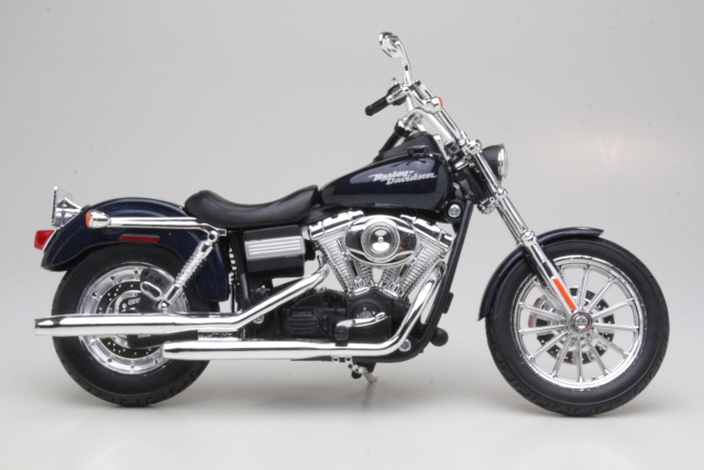 Harley Davidson FXDBI Dyna Street Bob 2006, musta