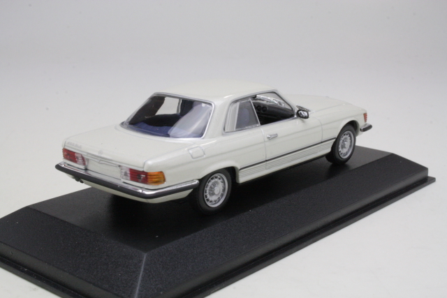 Mercedes 450SLC 1974, valkoinen