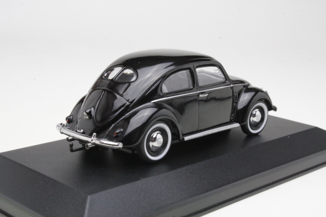 VW Beetle, black