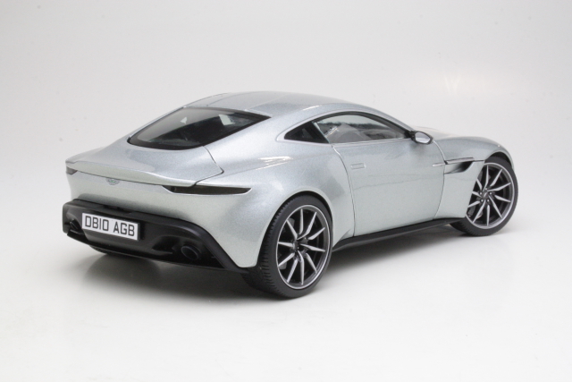 Aston Martin DB10 2015, silver "James Bond - Spectre" - Click Image to Close