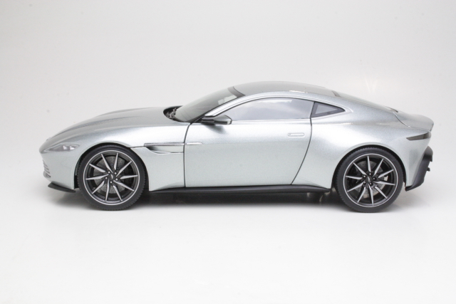 Aston Martin DB10 2015, silver "James Bond - Spectre" - Click Image to Close