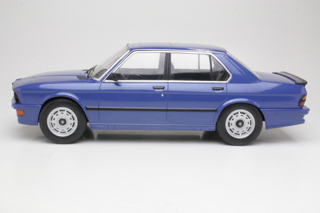 BMW M535i 1987, sininen