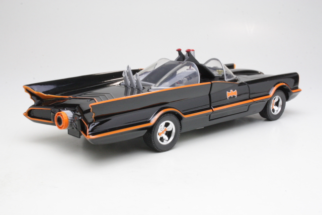 Batmobile 1966 "TV Series" (1:24)